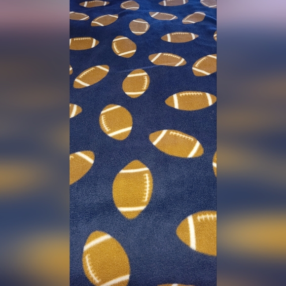 Kohl's Kids Football Fleece Blanket - Picture 3 of 4